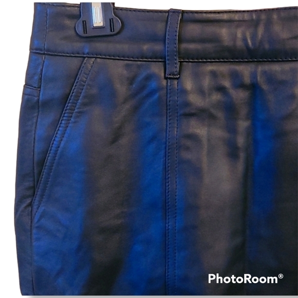 Reiss Black Sheep Leather Skirt - Picture 2 of 9